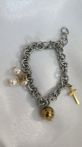 Bracelet cross