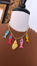 Load image into Gallery viewer, Colors fish necklace