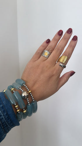 Set bracelets