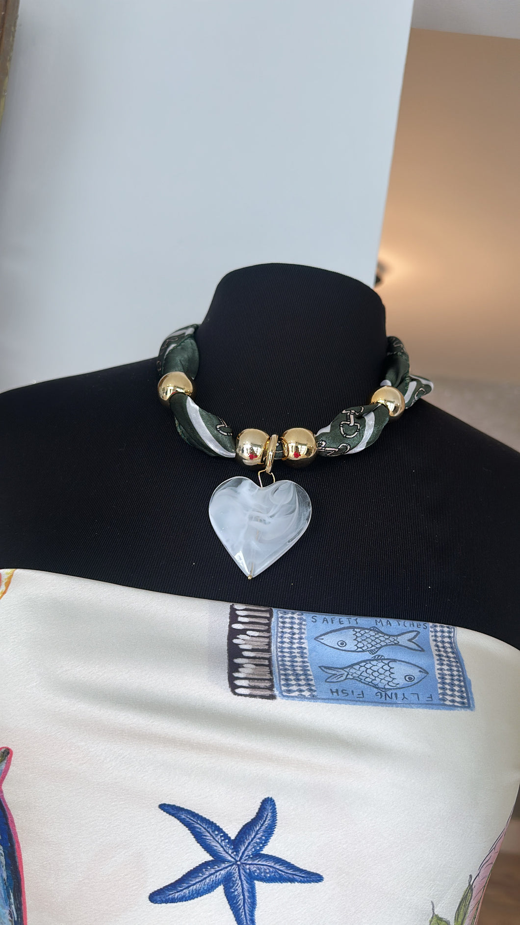 Pańuelo necklace