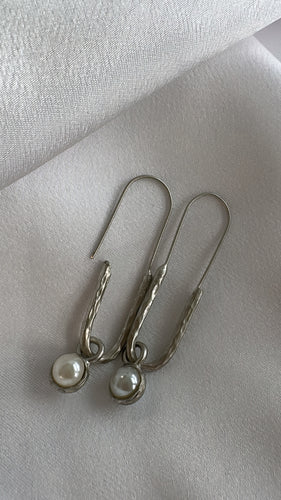 Earrings silver & pearls