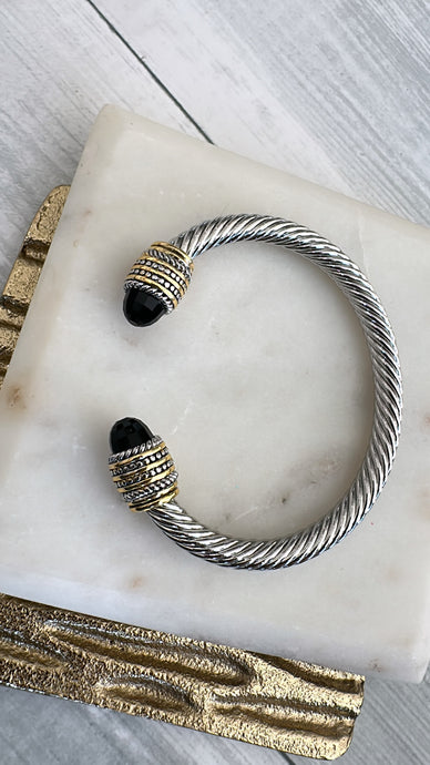 Bangle black stone