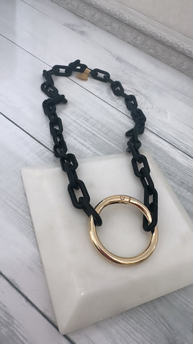 Necklace short black