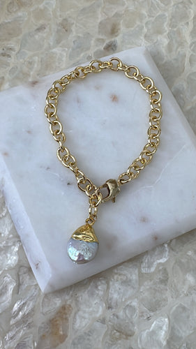 Bracelet gold and pearl