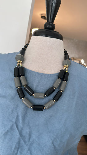 Necklace short