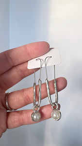 Earrings pearls