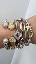 Load image into Gallery viewer, Clover bracelet
