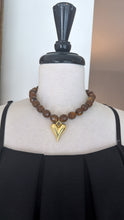 Load image into Gallery viewer, Heart gold necklace