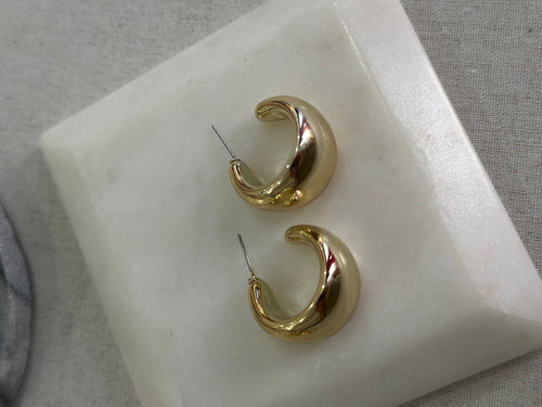 Earrings small gold