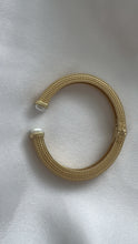 Load image into Gallery viewer, Bangle pearl white
