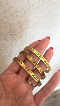 Load image into Gallery viewer, Bendecida Fe Agradecida bangle