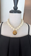Load image into Gallery viewer, Big ball gold necklace
