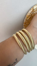 Load image into Gallery viewer, Bangle gold