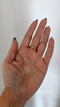 Load image into Gallery viewer, Leafs gold ring