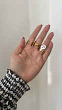 Load image into Gallery viewer, Stainless steel ring