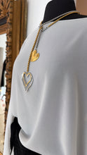 Load image into Gallery viewer, Two hearts, 1 chain