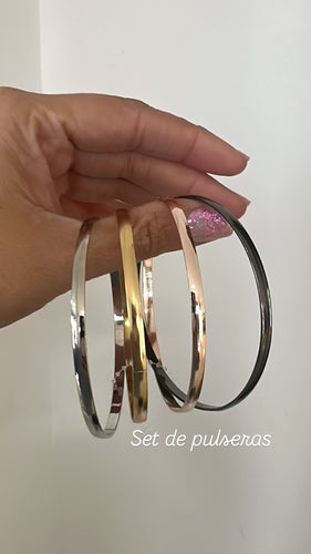 4 bracelets set