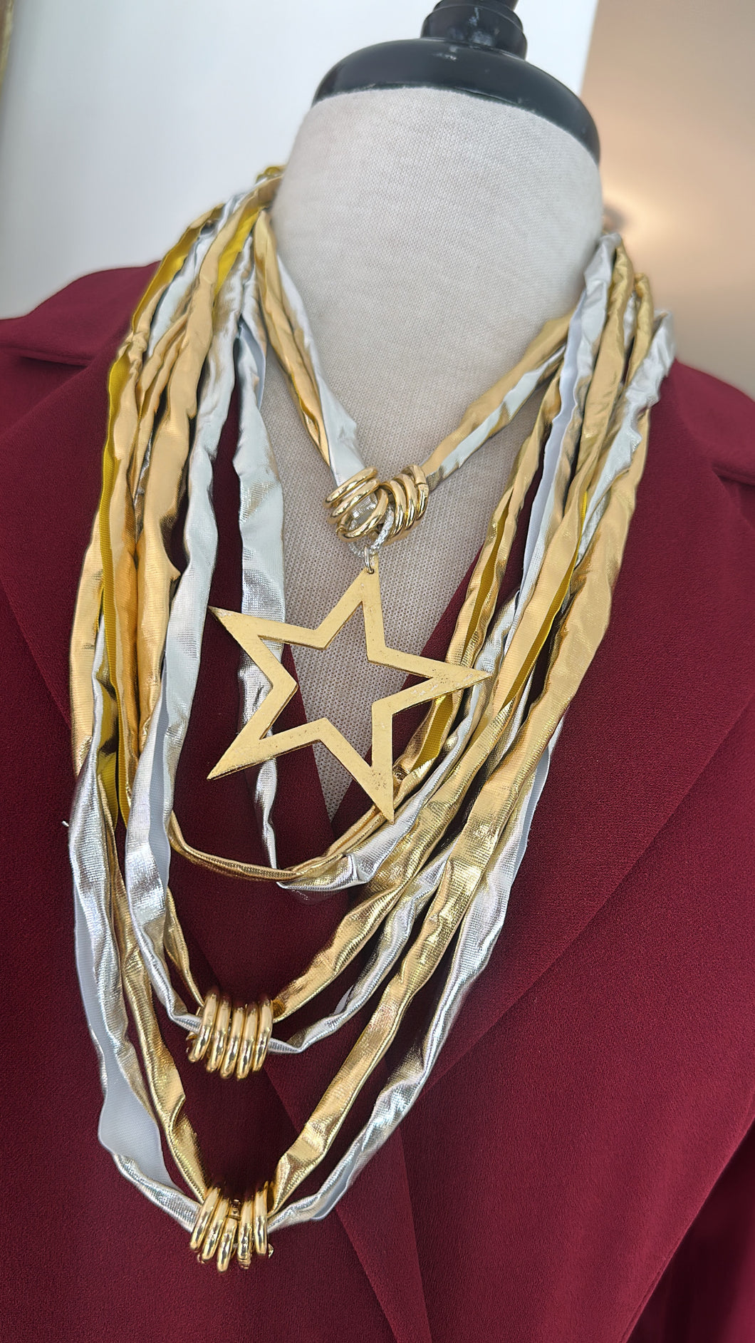Licra necklace star