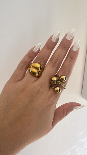 Balls ring
