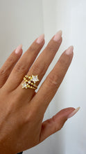 Load image into Gallery viewer, Two stars ring