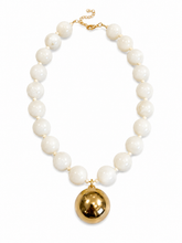 Load image into Gallery viewer, Big ball gold necklace