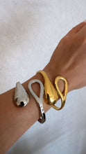 Load image into Gallery viewer, Drop bracelet