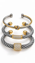 Load image into Gallery viewer, Shine bangle