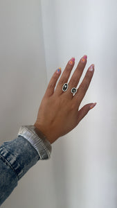 Ring stone gray