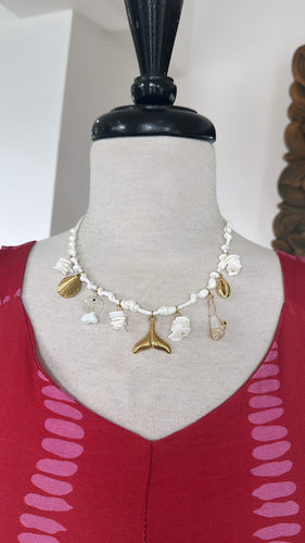 Summer white necklace