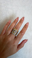 Load image into Gallery viewer, Ring shine gold