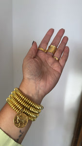 Rings stone
