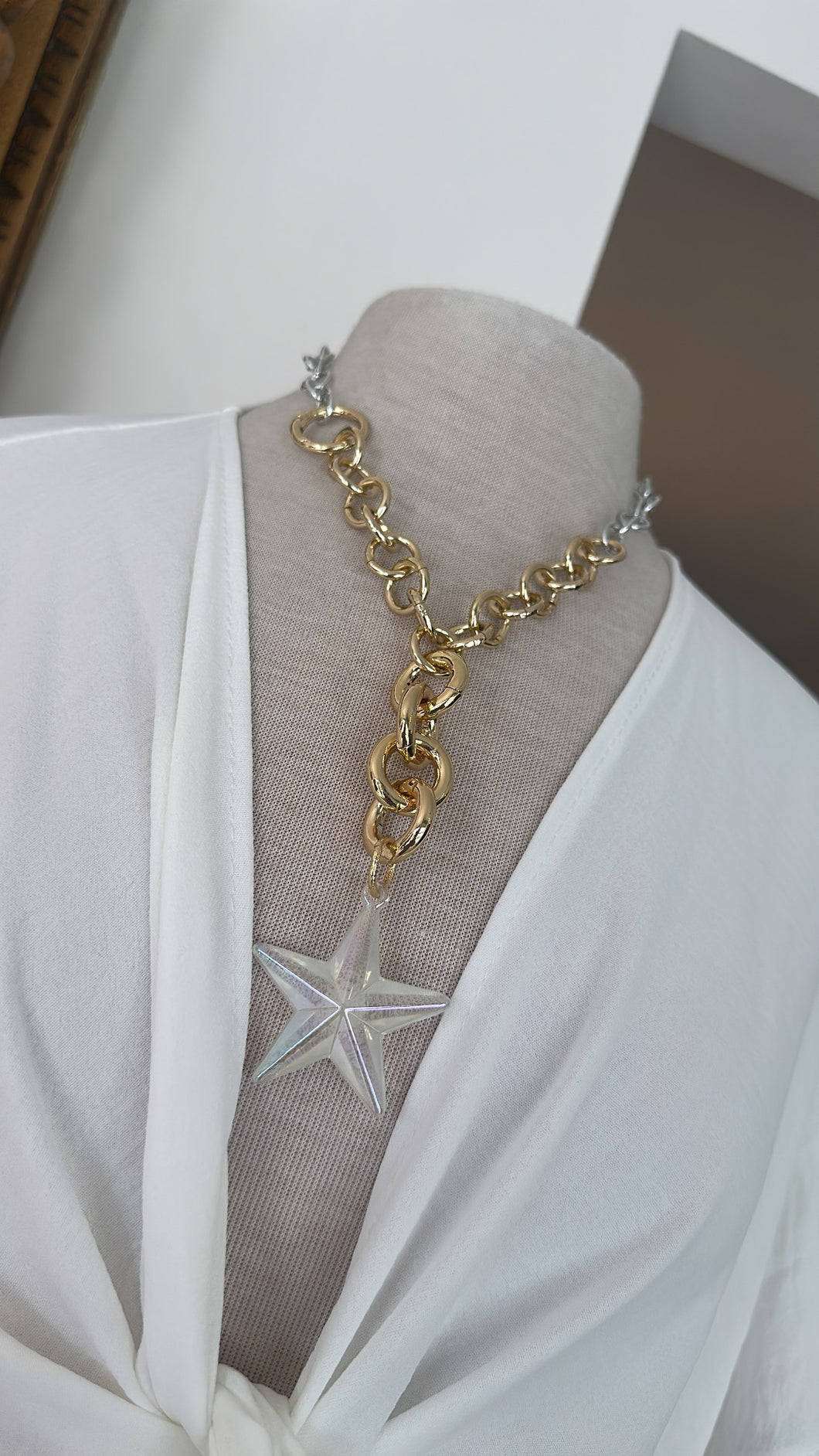 Star tornasol necklace