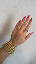 Load image into Gallery viewer, Mesh bracelet gold