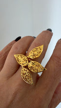 Load image into Gallery viewer, Leafs gold ring