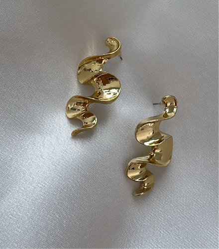 Earrings gold