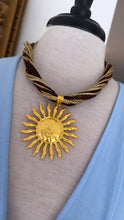 Load image into Gallery viewer, Sun necklace