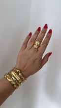 Load image into Gallery viewer, Set gold bracelet
