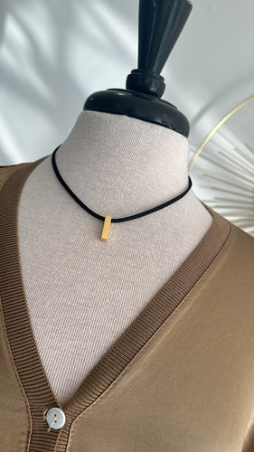Stick suede necklace