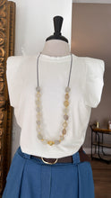 Load image into Gallery viewer, Stone necklace