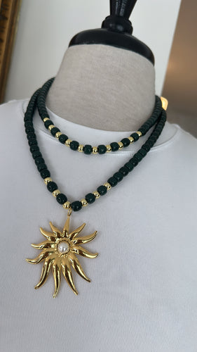 Necklace flower gold