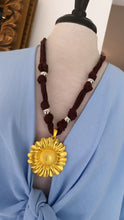 Load image into Gallery viewer, Sunflower gold mate necklace