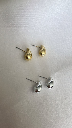 Mini drops earrings
