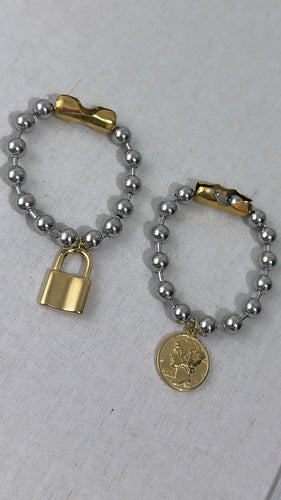Bracelet coin