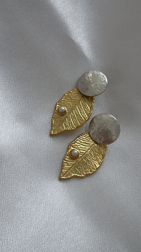Leaf earrings