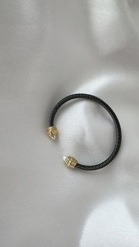 Bangle pearls