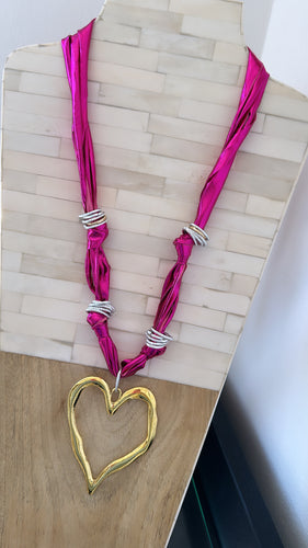 Necklace lycra heart