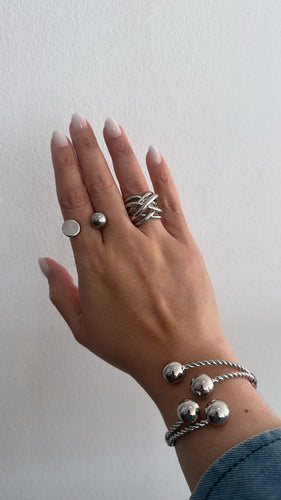 Bracelet balls