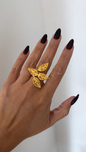 Load image into Gallery viewer, Leafs gold ring
