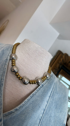Balls necklace