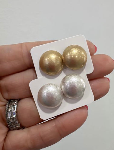 Balls flat earrings